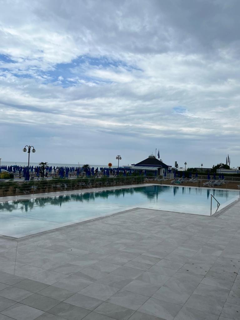 Residence Penelope - Walterigato Apartments Solo Per Famiglie Lido di Jesolo Exterior foto